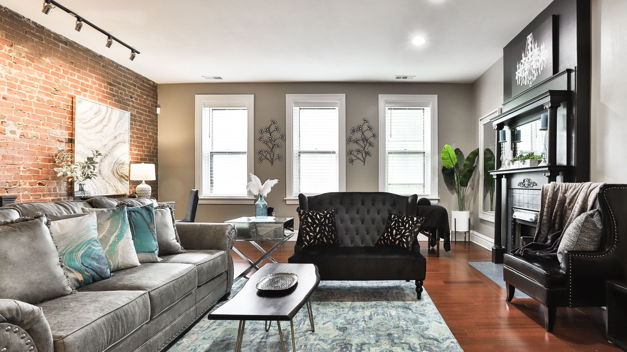 Photo of Livingroom in St. Louis