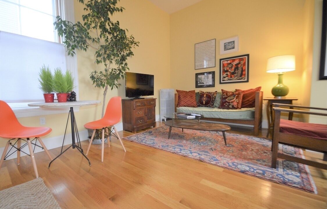 Photo of Livingroom in Federal Hill