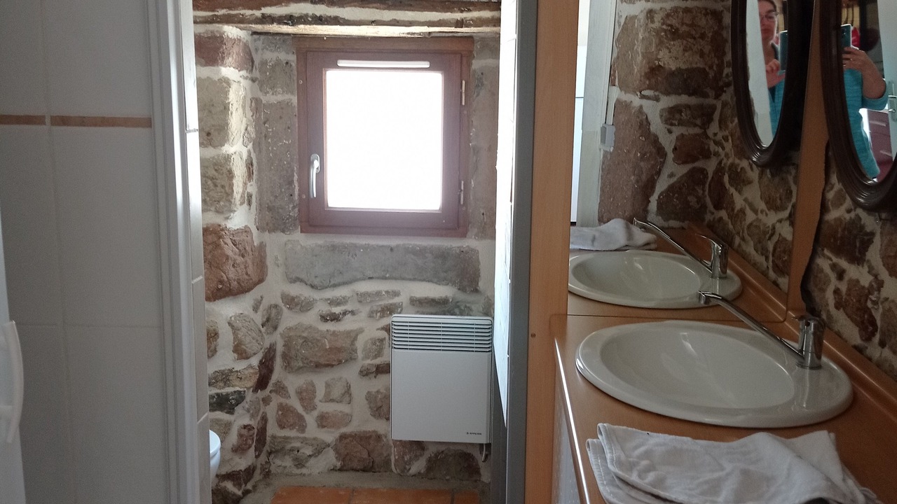 Photo of Bathroom in Montjaux