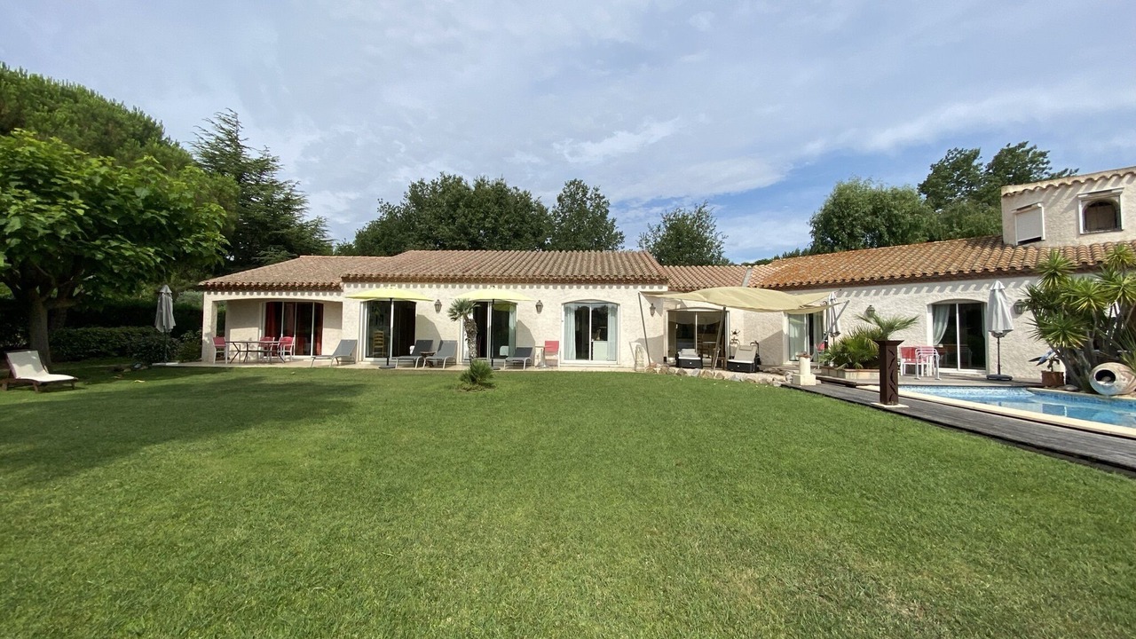 Photo of Outdoor in Saint-Nazaire