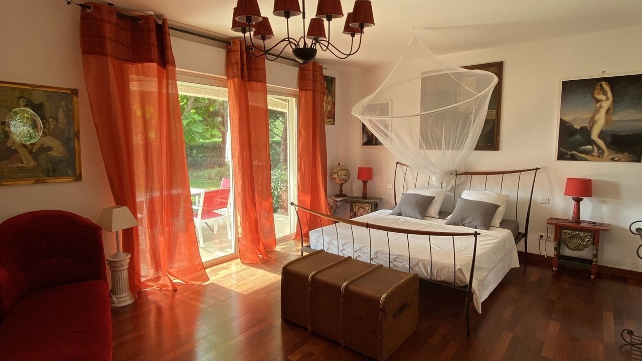 Photo of Bedroom in Saint-Nazaire