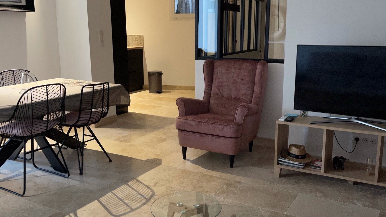 Photo of Livingroom in Saint-Etienne-du-Gres