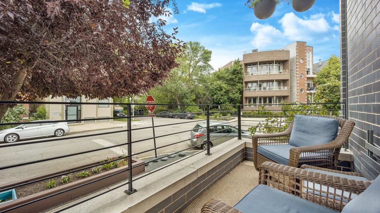 Photo of Outdoor in West Town