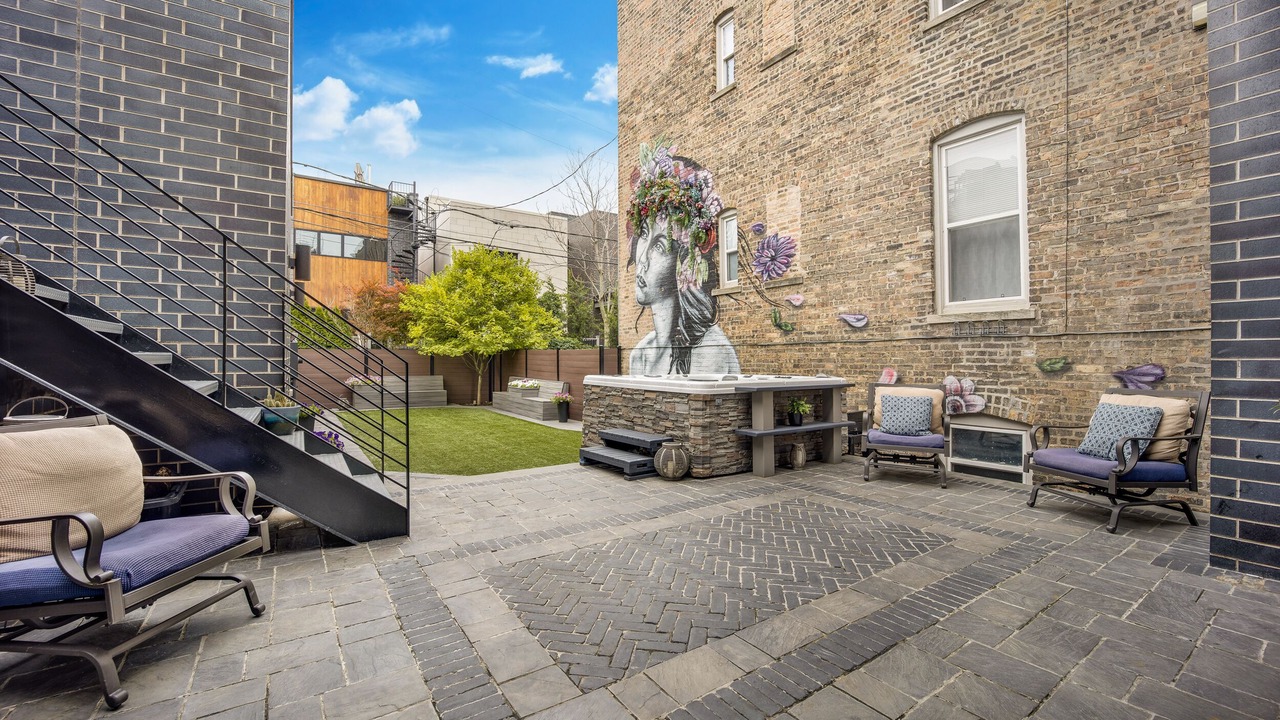 Photo of Patio Balcony in West Town