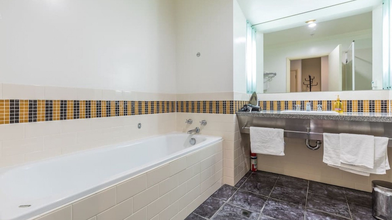 Photo of Bathroom in Auckland Central Business District