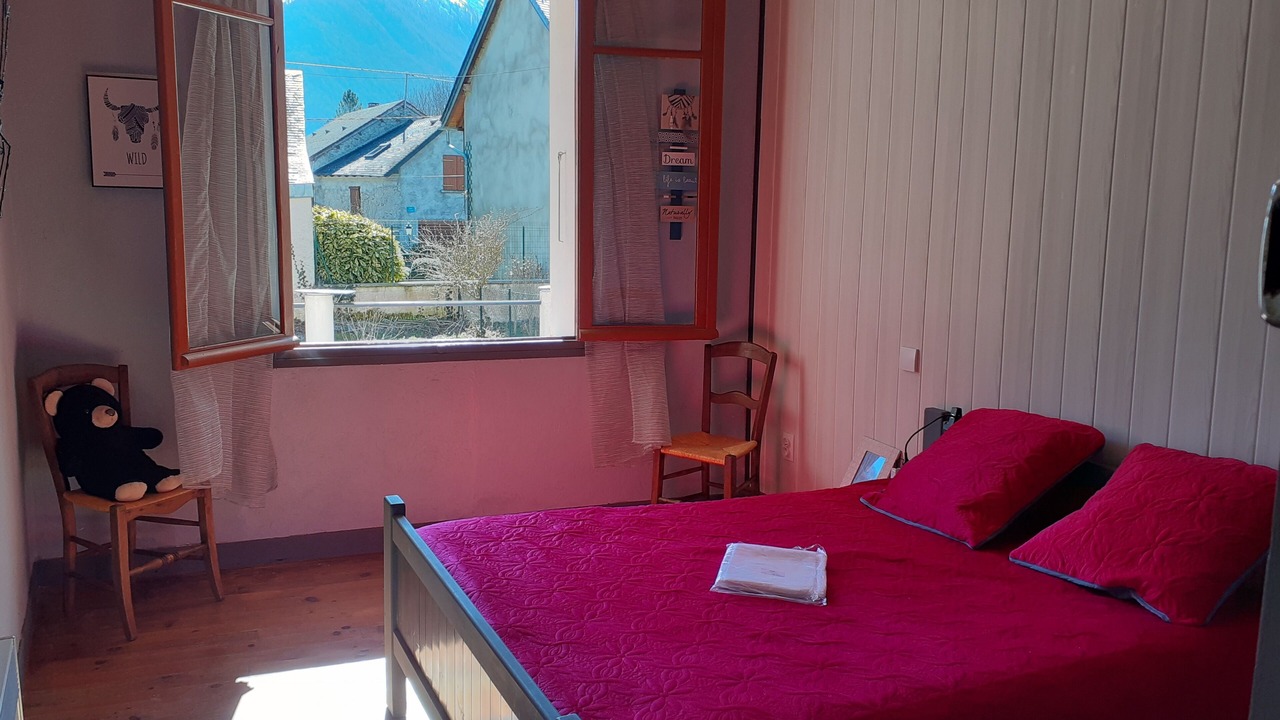 Photo of Bedroom in Ustou
