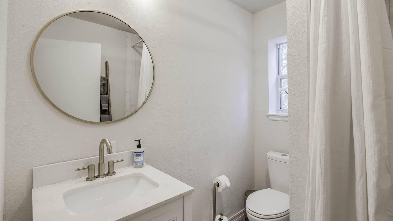 Photo of Bathroom in Cookson