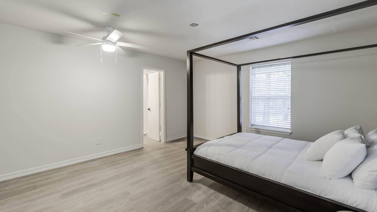 Photo of Bedroom in Cookson