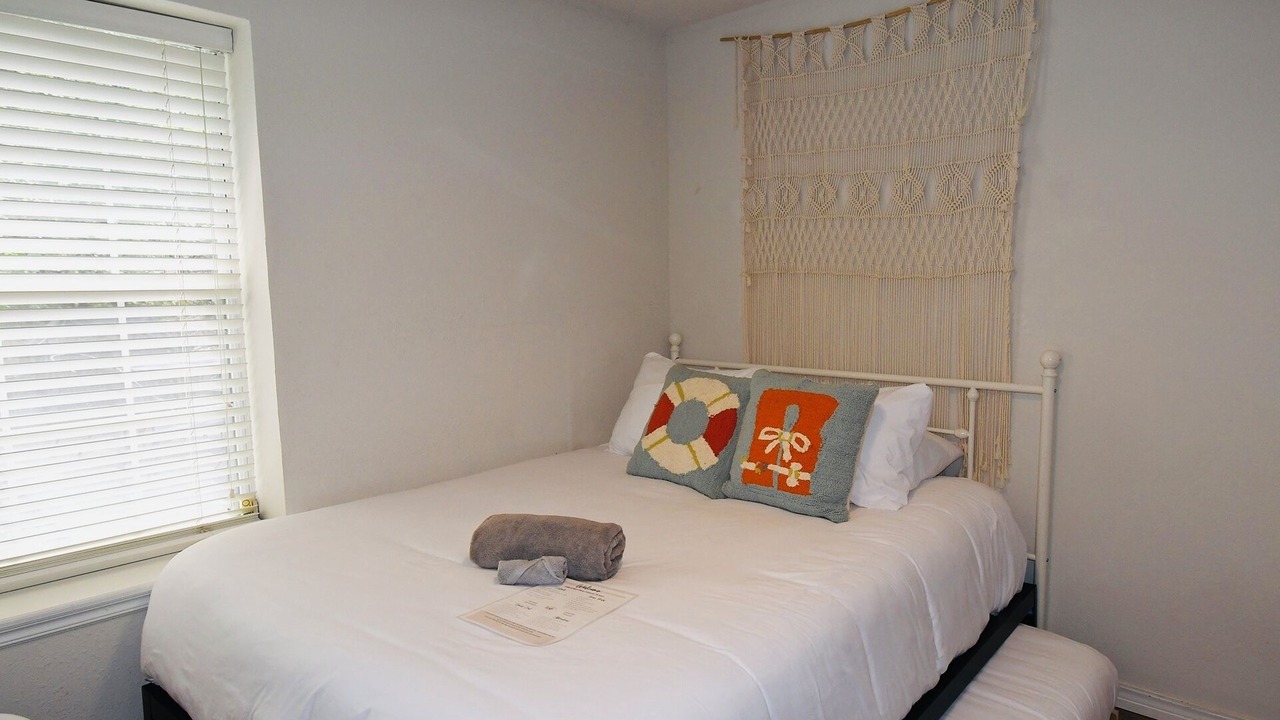 Photo of Bedroom in Cookson