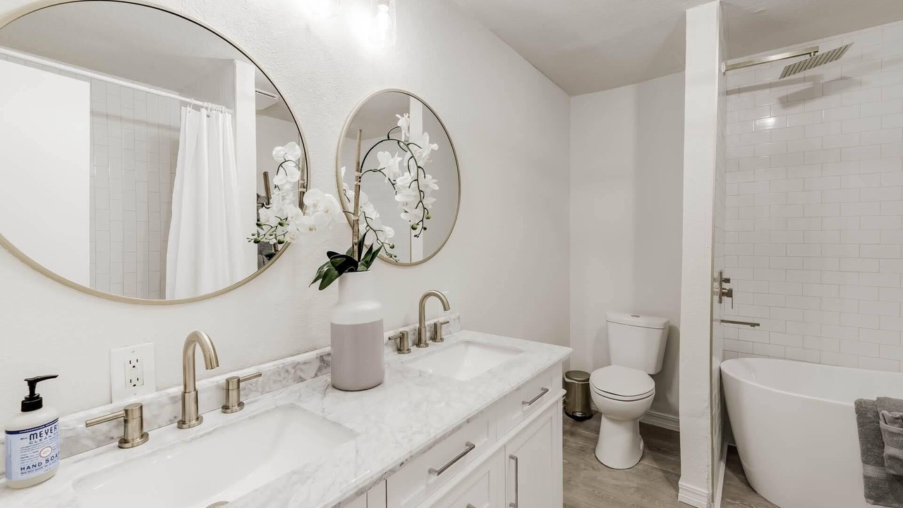 Photo of Bathroom in Cookson