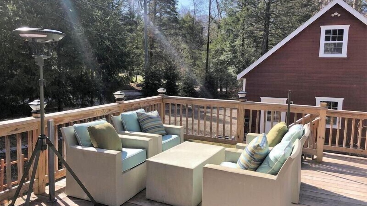 Photo of Patio Balcony in Parksville