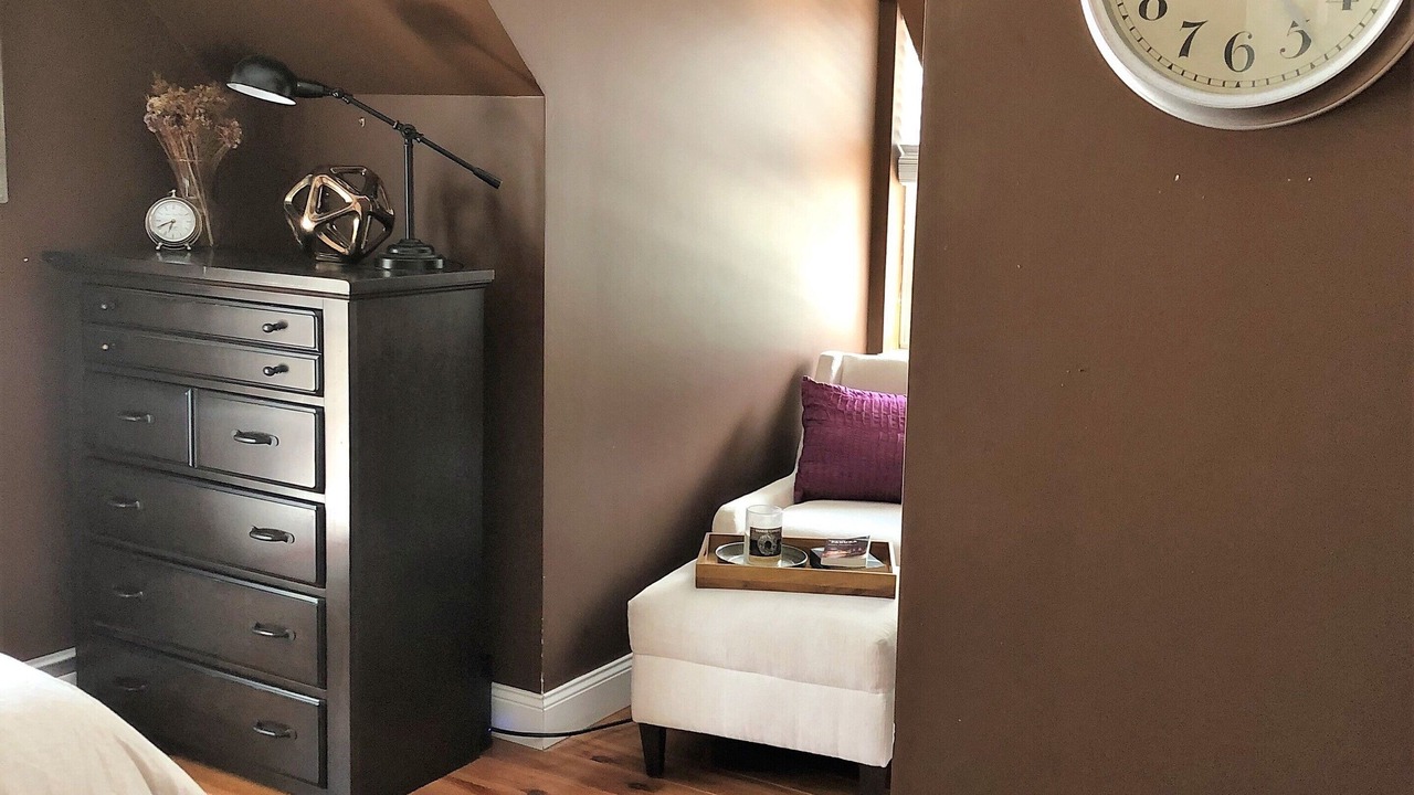 Photo of Bedroom in Parksville