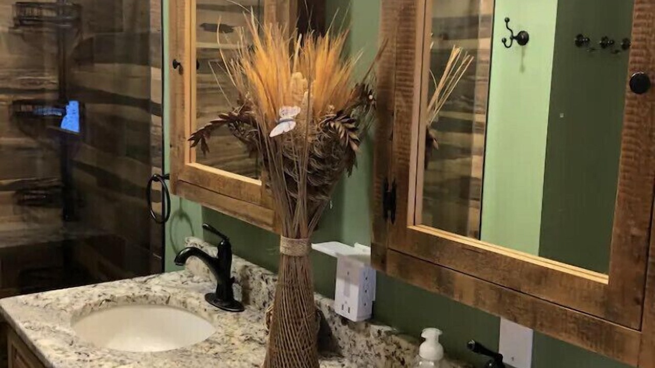 Photo of Bathroom in Parksville