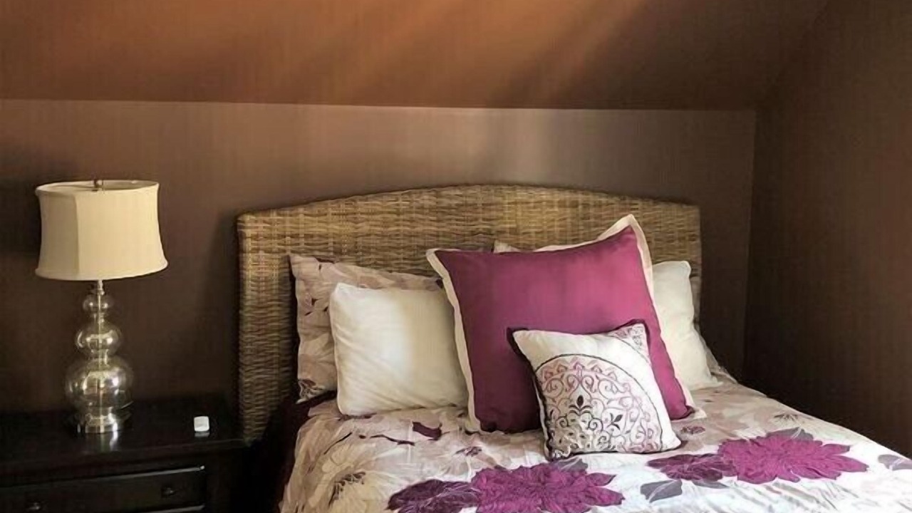 Photo of Bedroom in Parksville