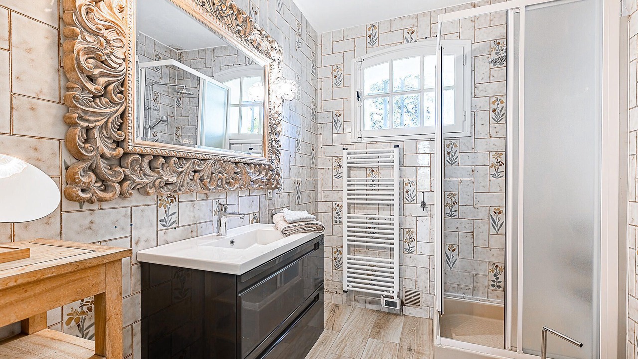 Photo of Bathroom in Laurens