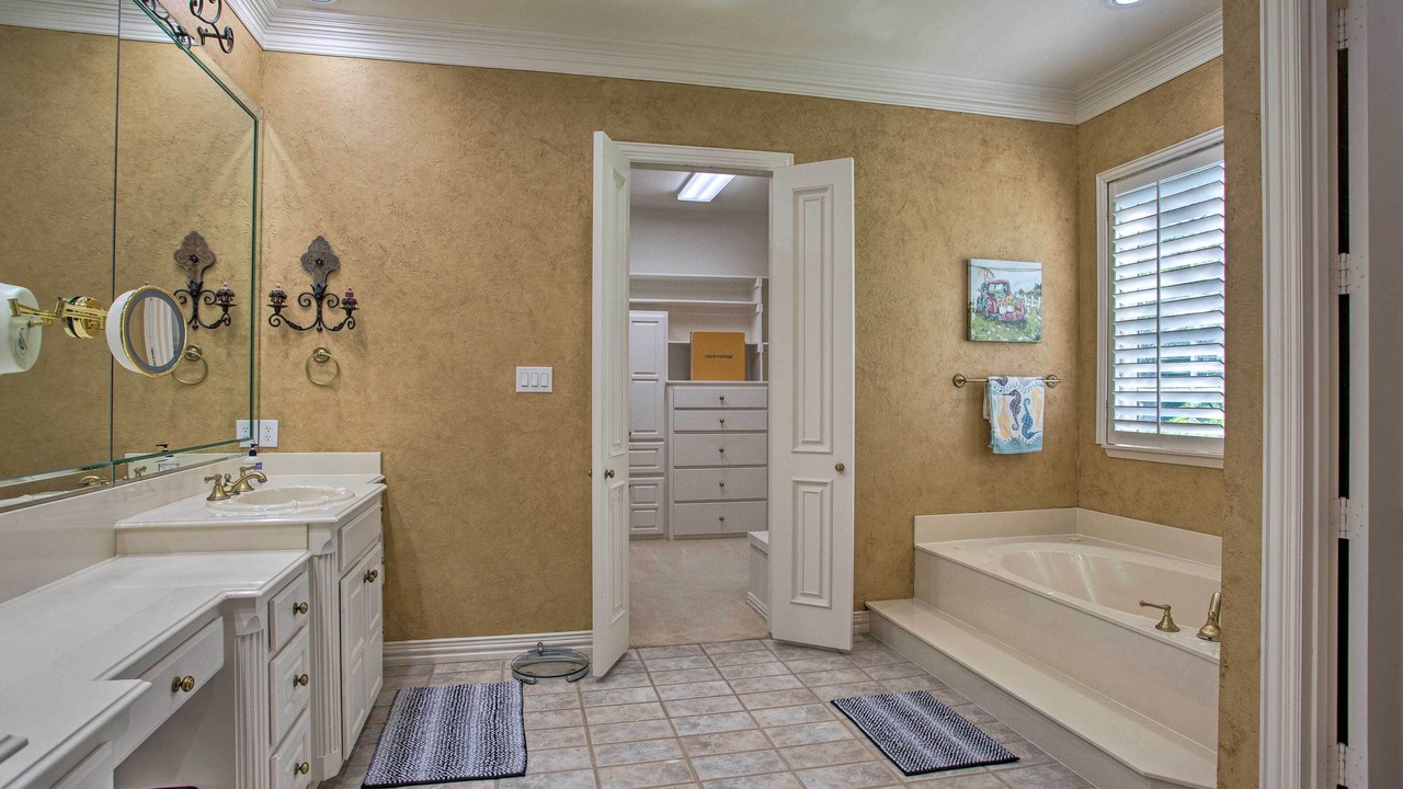 Photo of Bathroom in Weston
