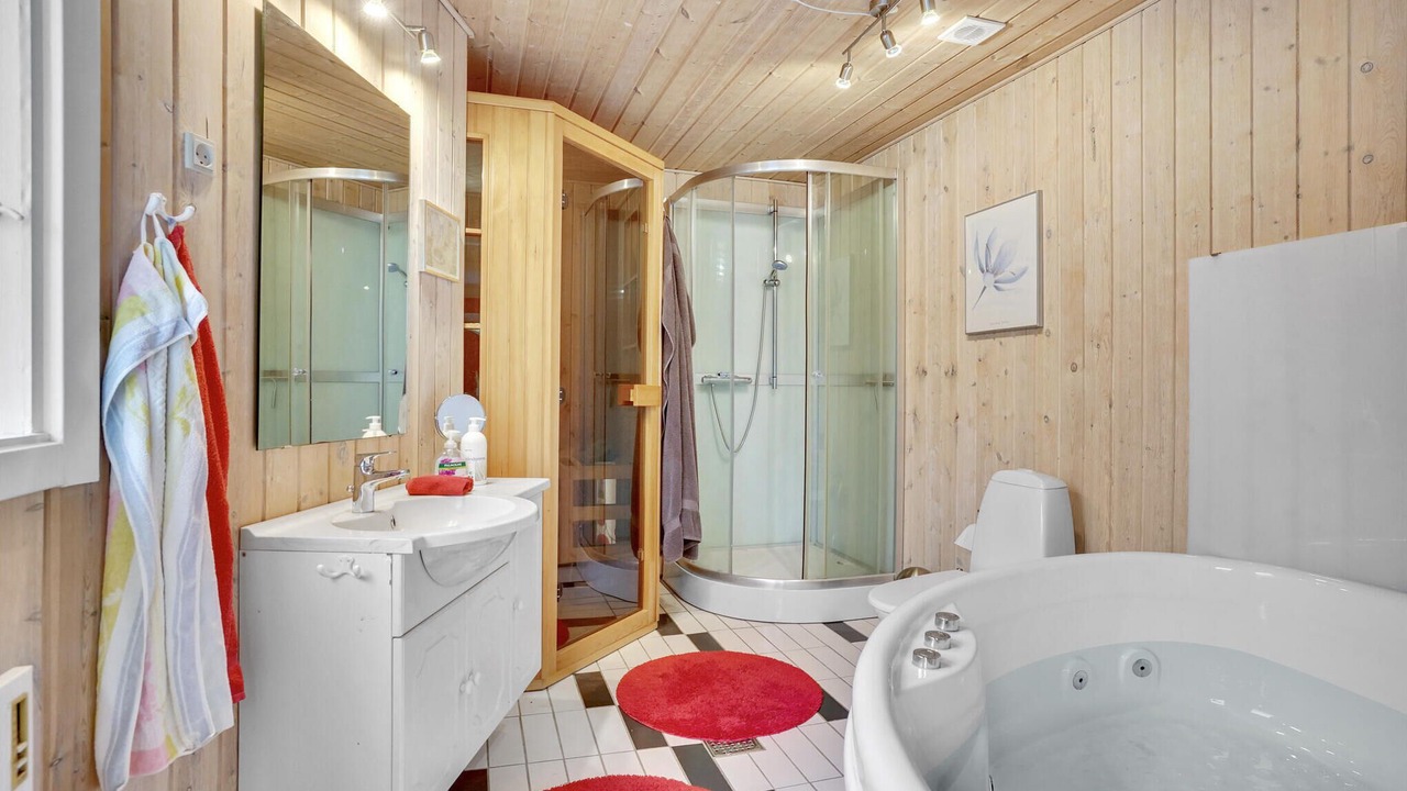 Photo of Bathroom in Assens