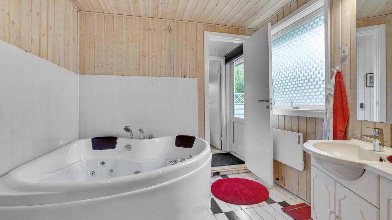 Photo of Bathroom in Assens