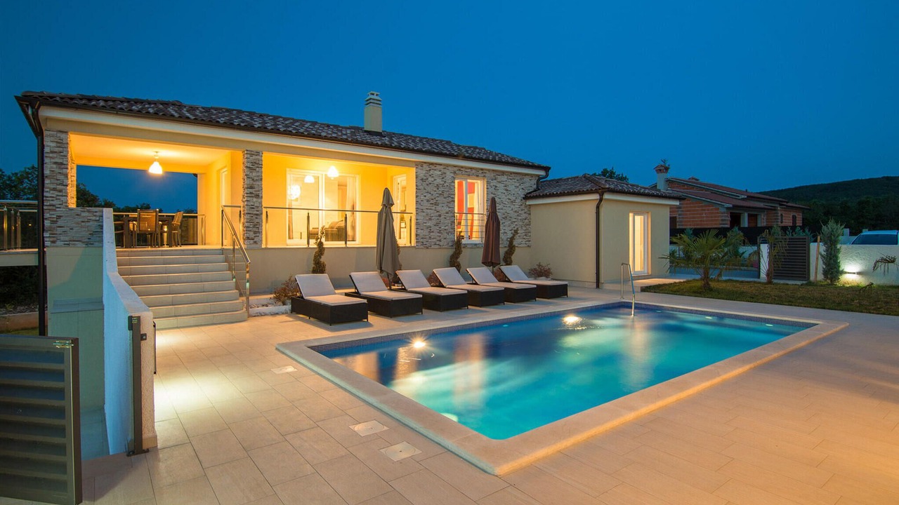 Photo of Outdoor in Rogocana