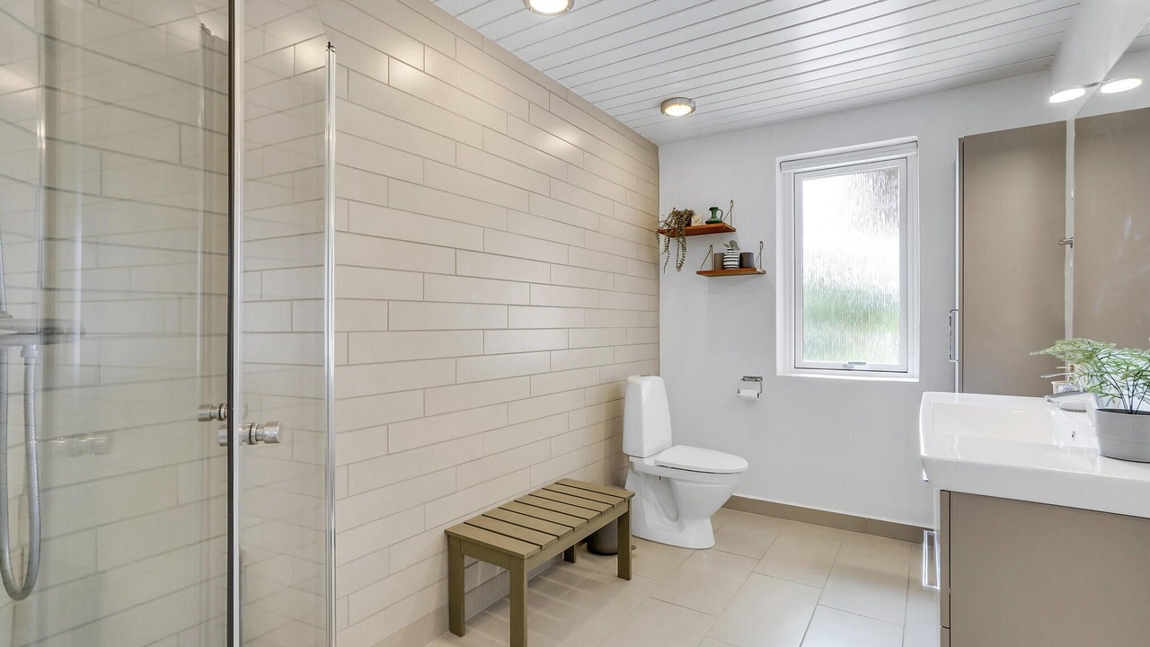 Photo of Bathroom in Klitmoller