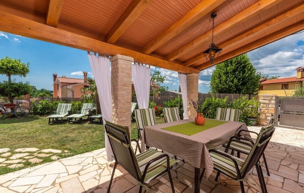 Photo of Outdoor in Nedescina