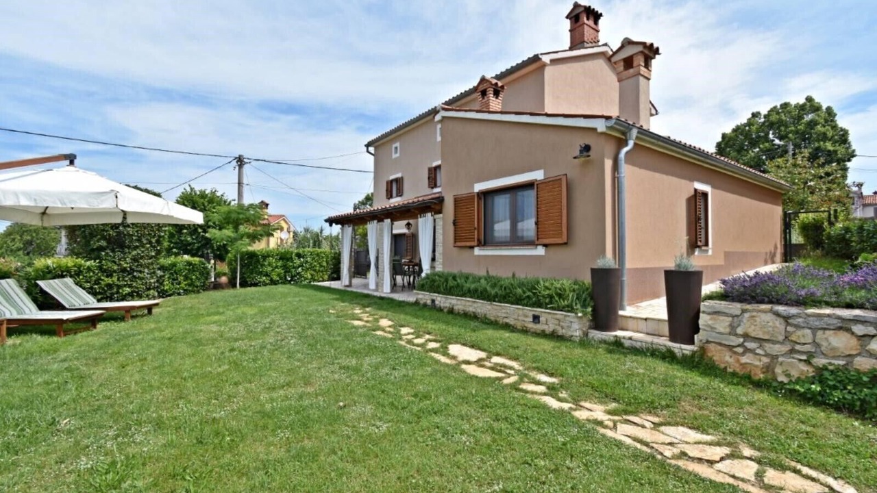 Photo of Outdoor in Nedescina
