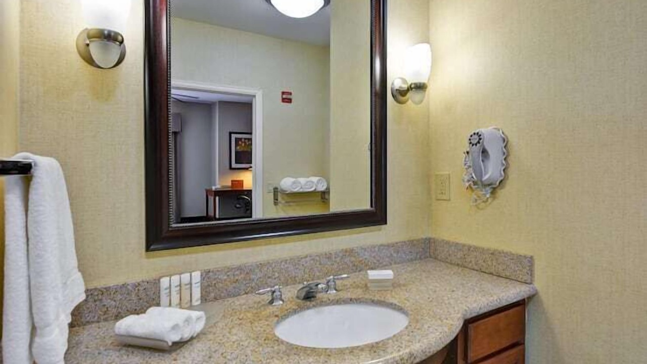 Photo of Bathroom in Energy Corridor