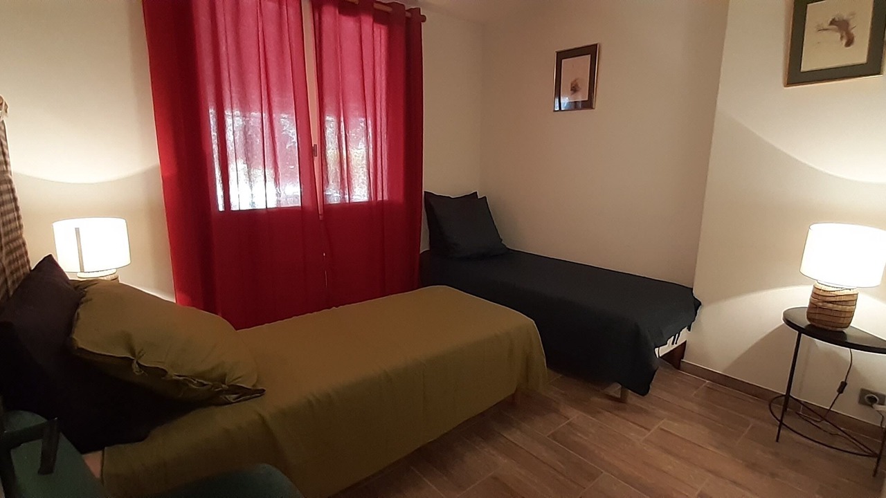 Photo of Bedroom in Meynes