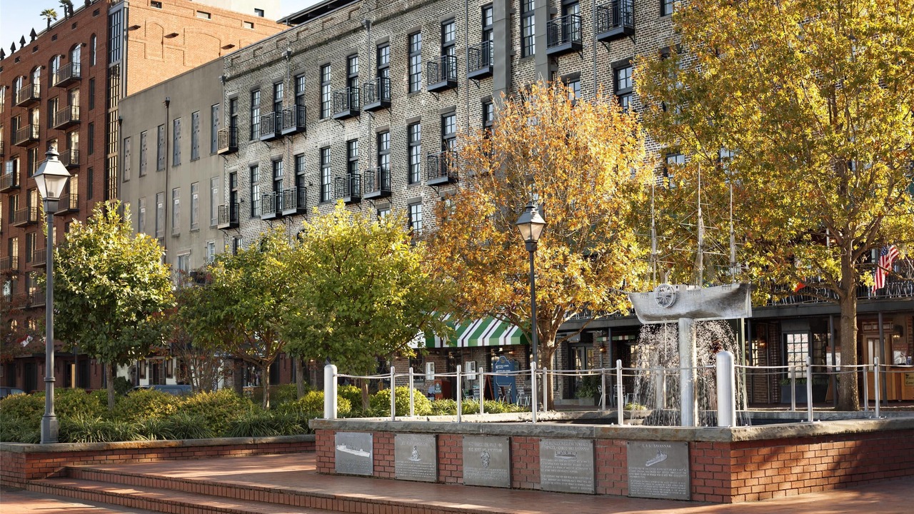 Photo of Others in Historic District - North