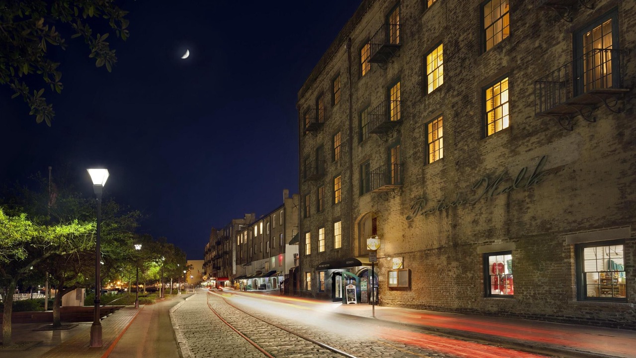 Photo of Others in Historic District - North
