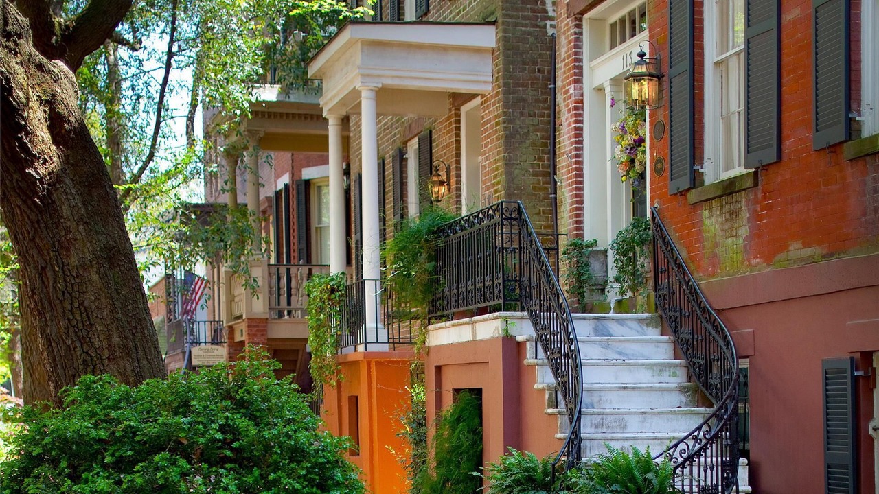 Photo of Others in Historic District - North