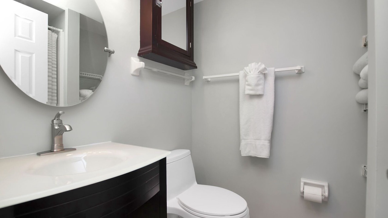Photo of Bathroom in Marathon