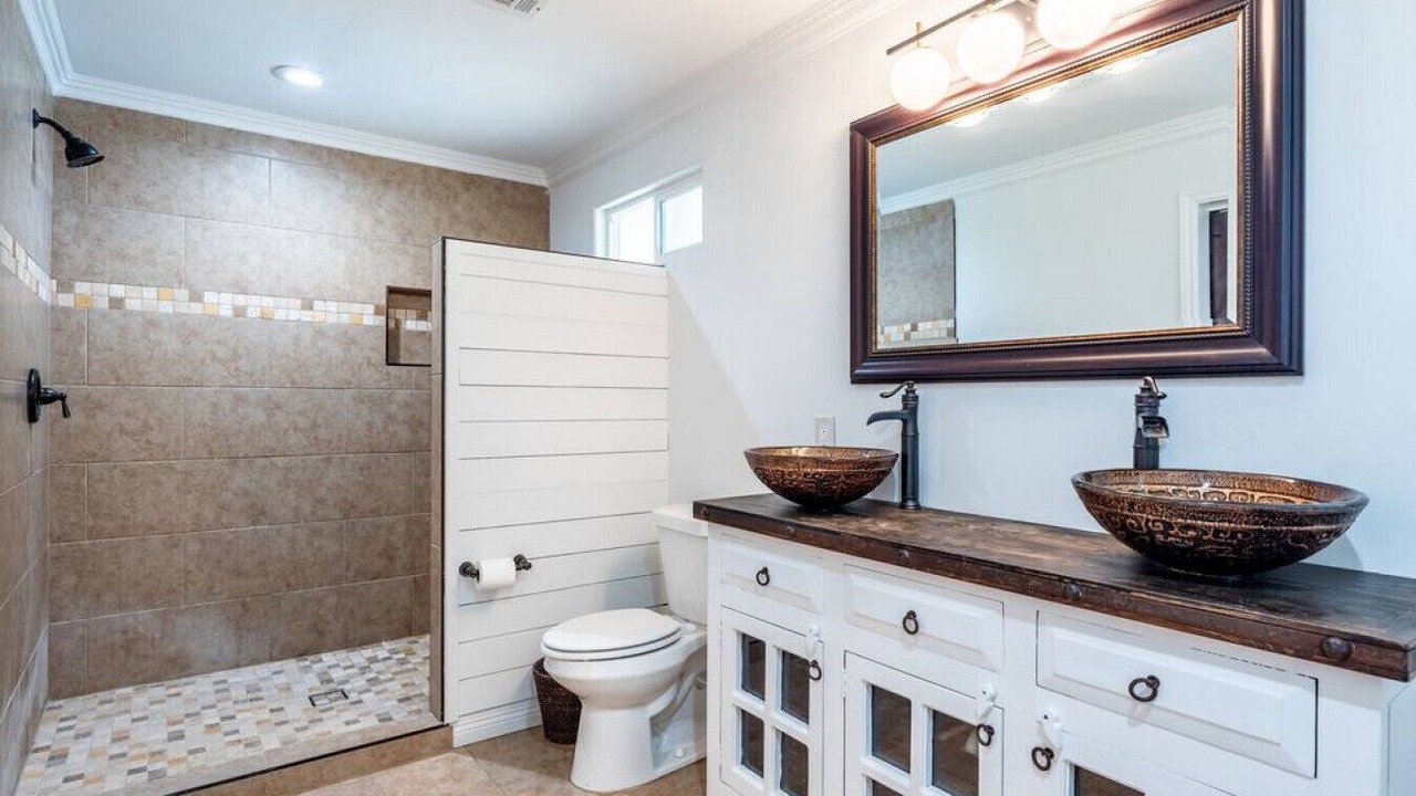 Photo of Bathroom in Spicewood