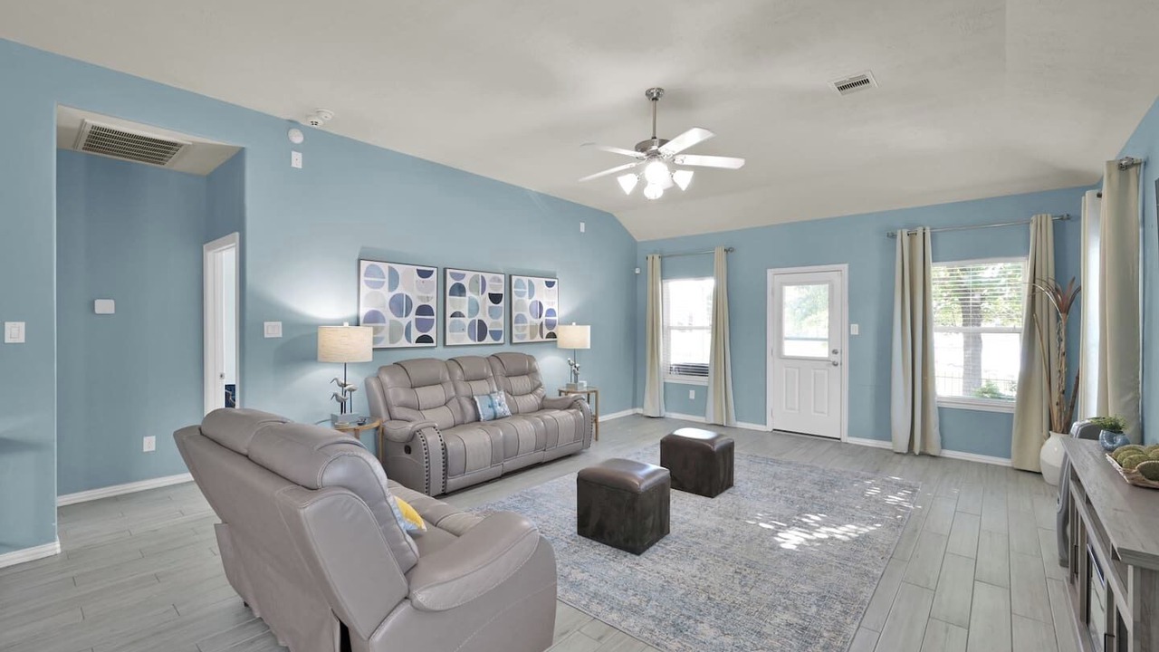 Photo of Livingroom in Conroe