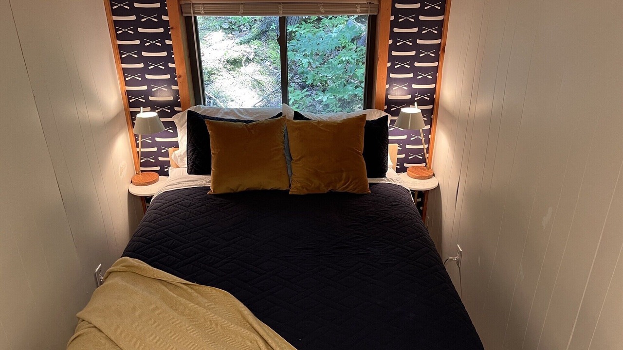 Photo of Bedroom in Alton Bay