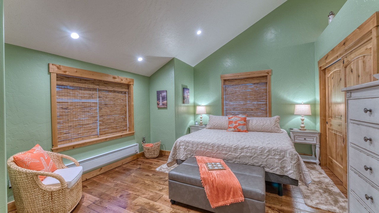 Photo of Bedroom in Brookings
