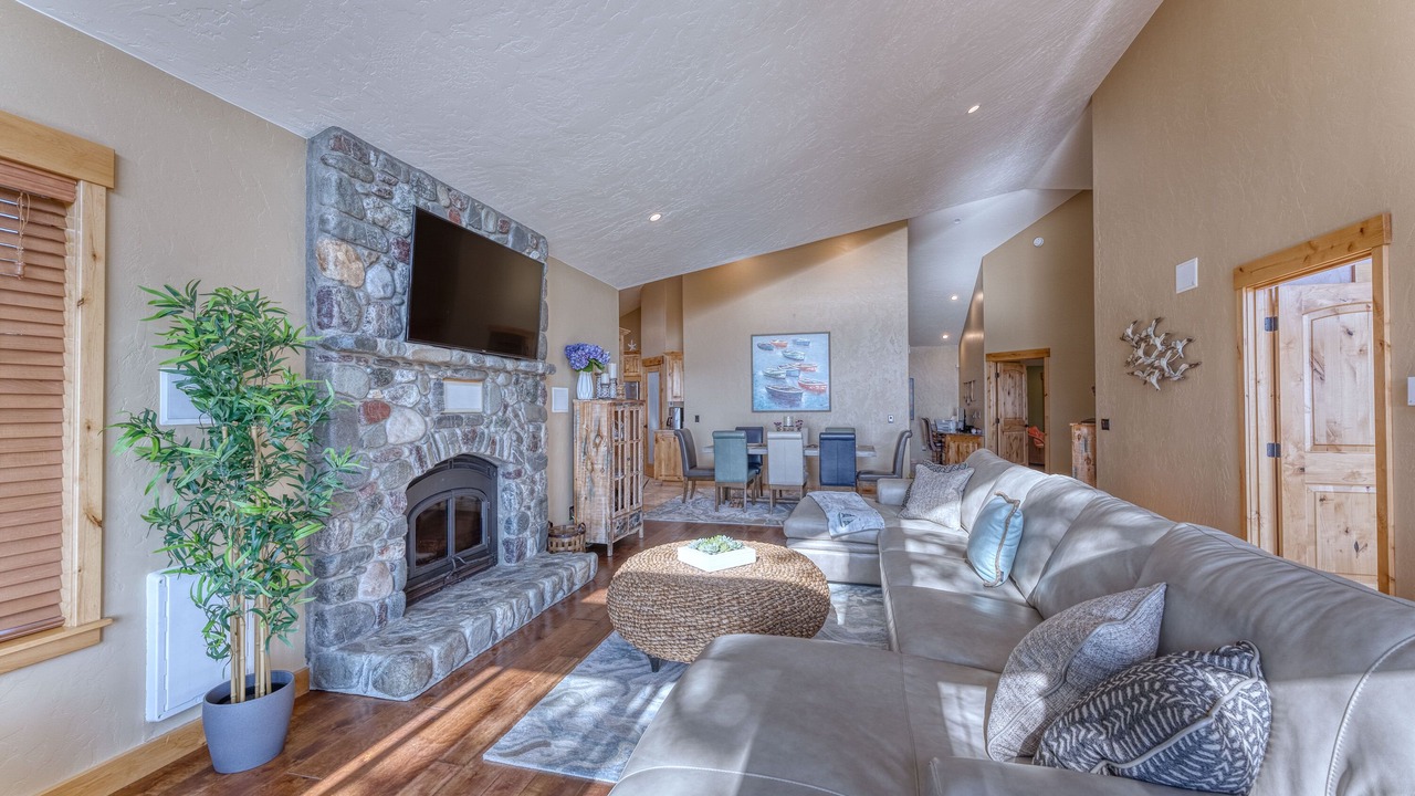 Photo of Livingroom in Brookings