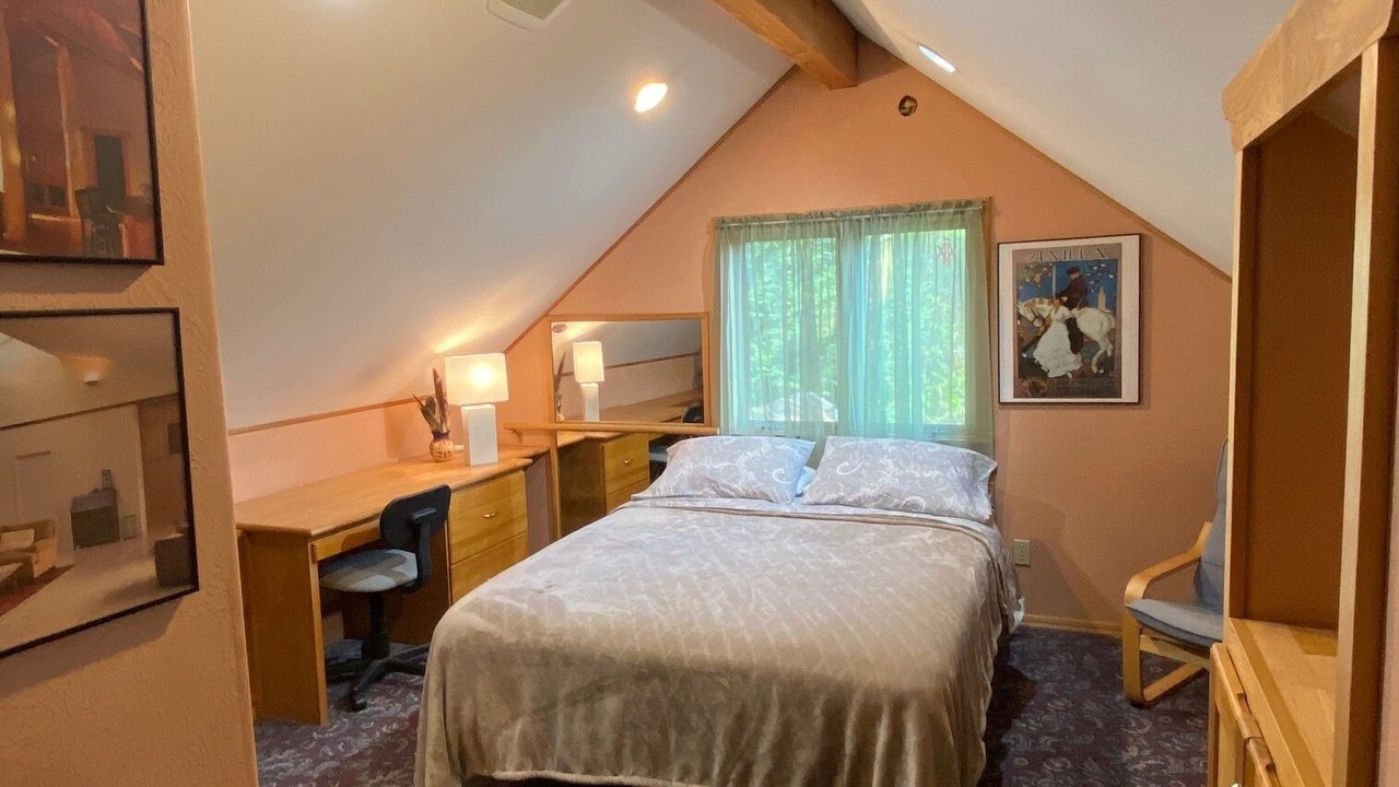 Photo of Bedroom in Friday Harbor