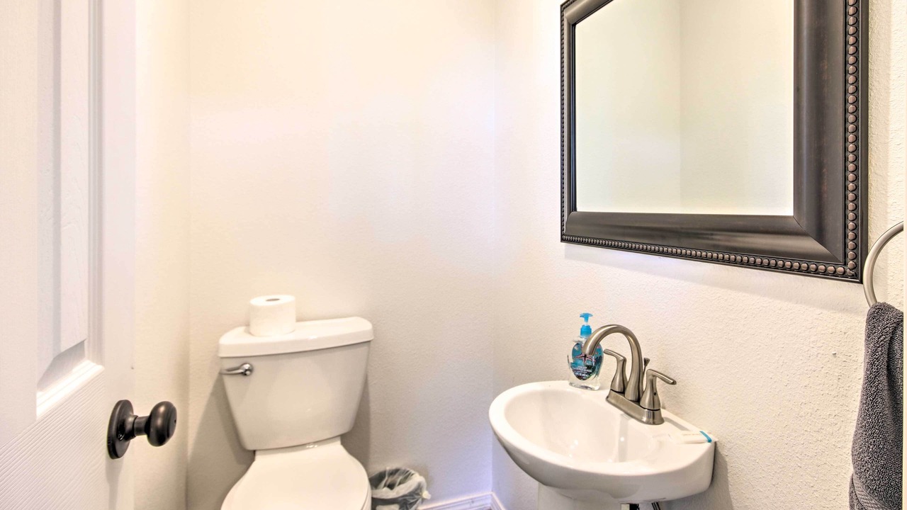 Photo of Bathroom in Grove
