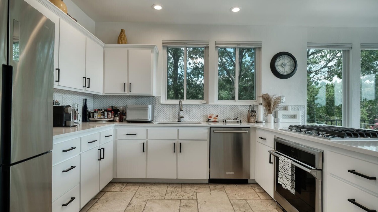 Photo of Kitchen in Lower Basin Lake Travis