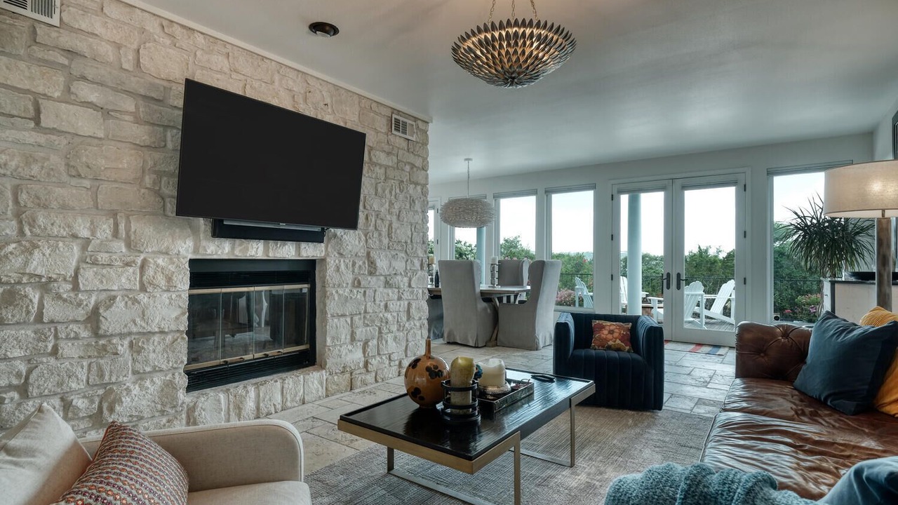 Photo of Livingroom in Lower Basin Lake Travis