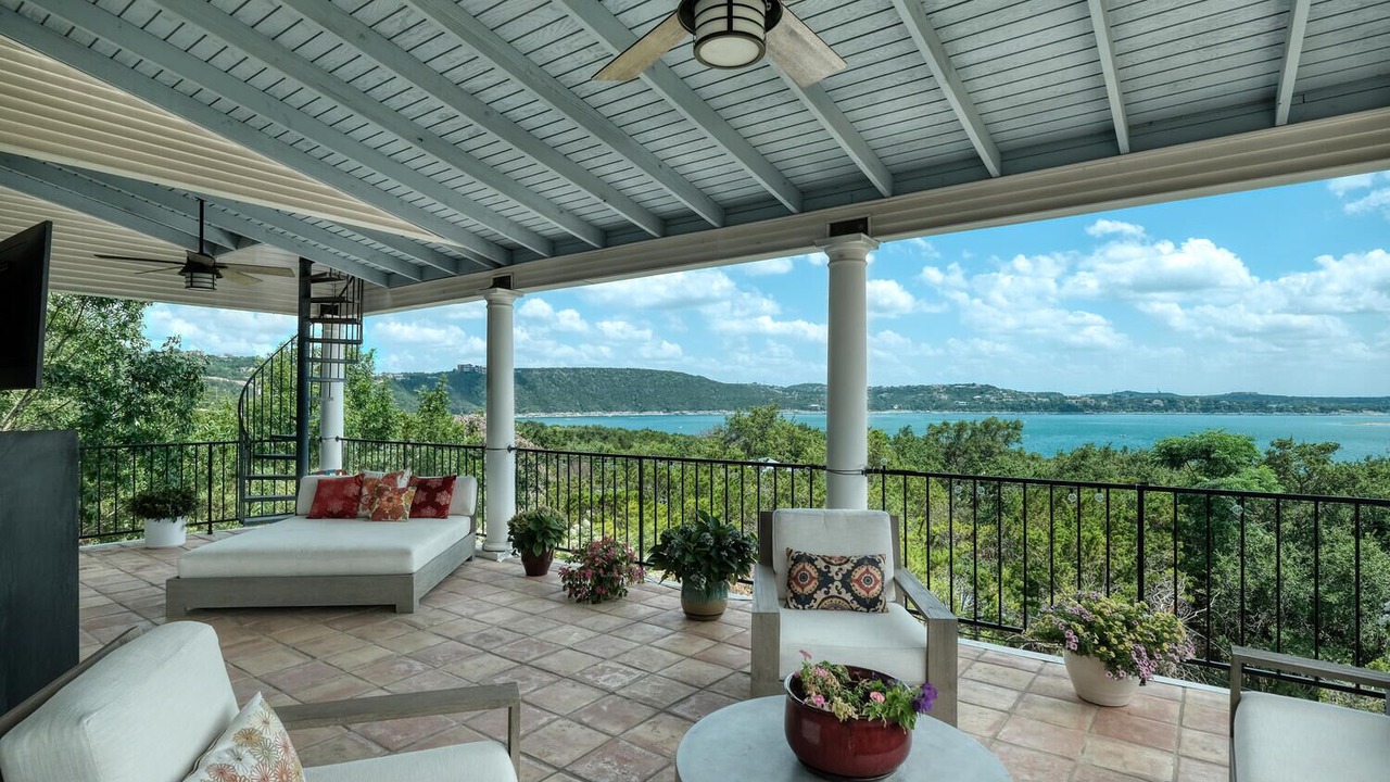 Photo of Patio Balcony in Lower Basin Lake Travis