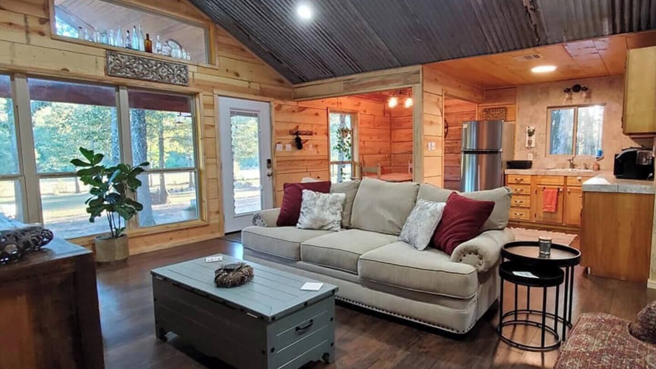 Photo of Livingroom in Pickens