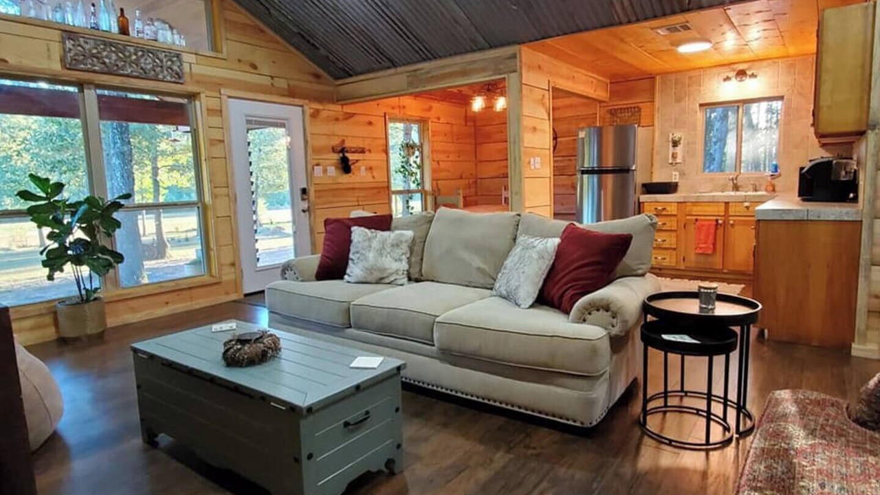 Photo of Livingroom in Pickens