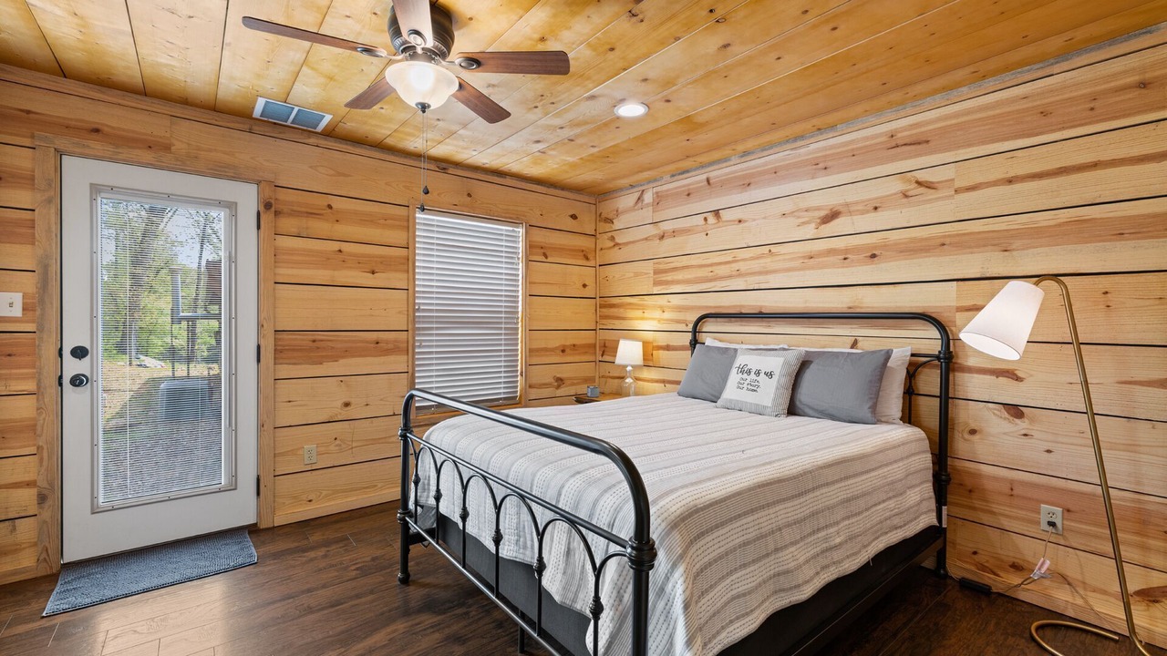Photo of Bedroom in Pickens
