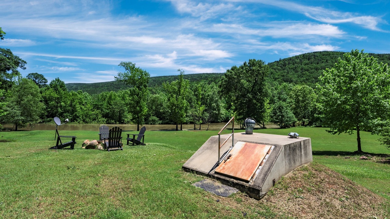 Photo of Outdoor in Pickens