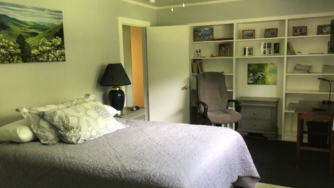 Photo of Bedroom in Cherokee