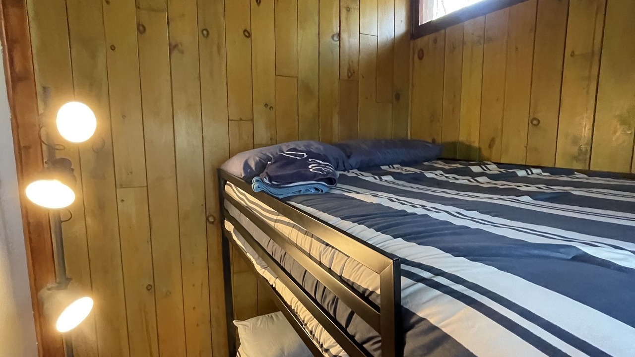 Photo of Bedroom in Gravenhurst