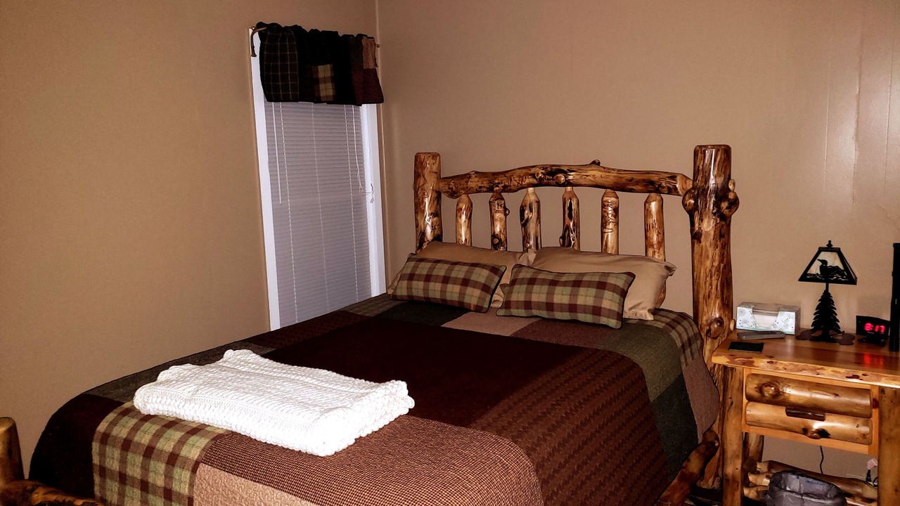 Photo of Bedroom in Town of Webb