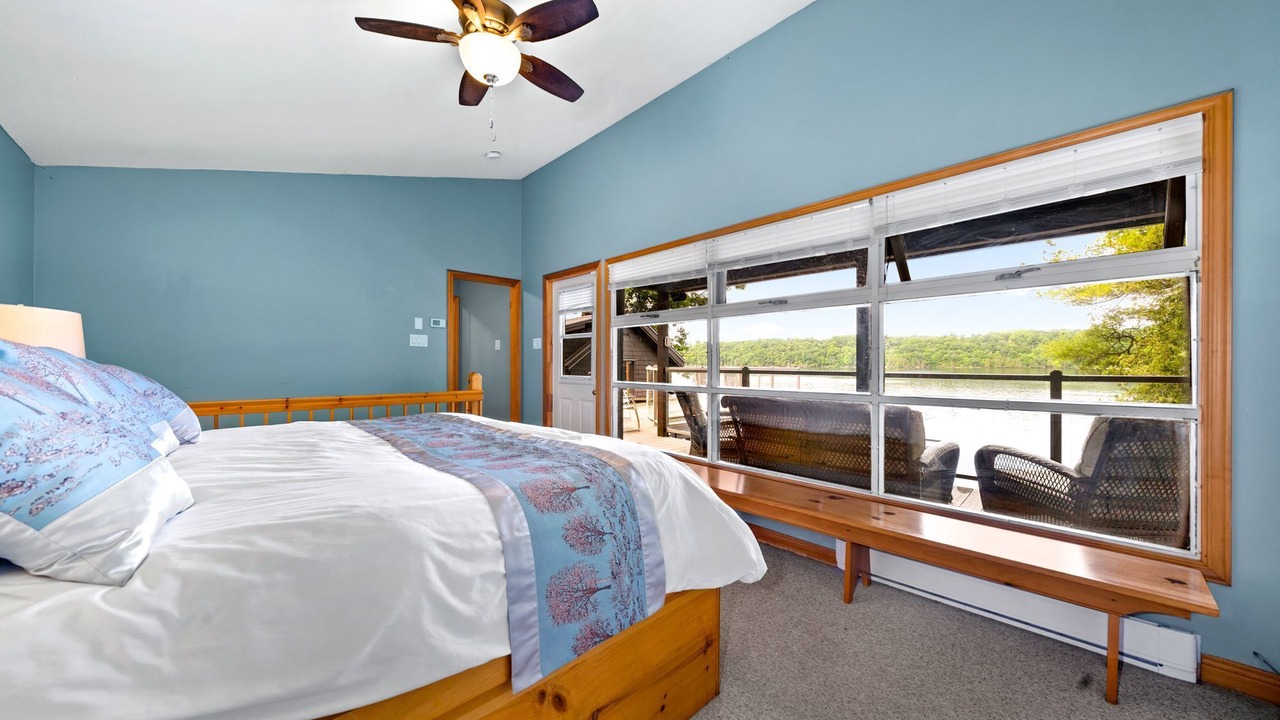 Photo of Bedroom in Greater Napanee